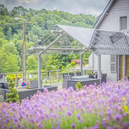 別荘 La Maison Du Verger デュルビュイ